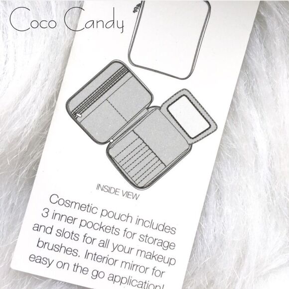 🆕Juicy Couture Logo Pink Cosmetic Case - Picture 6 of 7